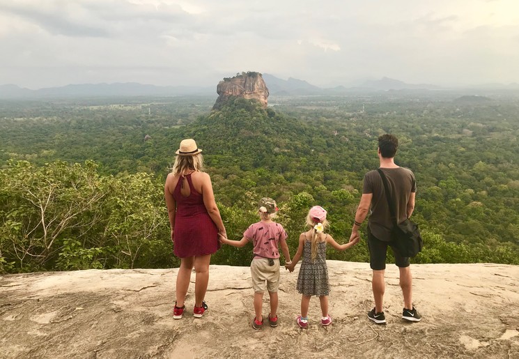 Met het gezin naar de Leeuwenrots bij Sigiriya, Sri Lanka