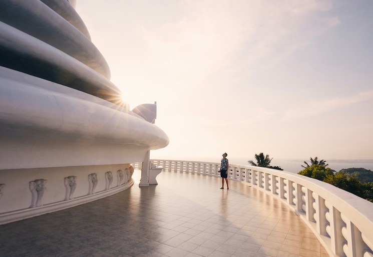 Bezoek de Japanese Peace Pagode in Unawatuna