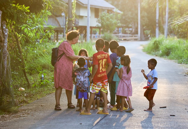 Lokale kinderen op Koh Yao Yai, Zuid-Thailand