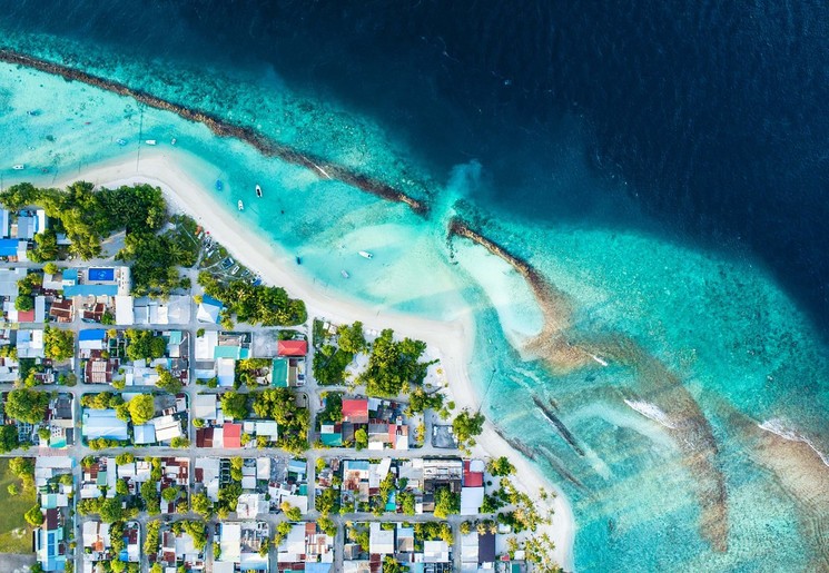 Thulusdhoo-Eiland-01