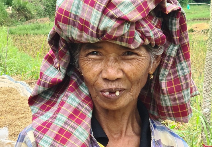 Vriendelijke en fotogenieke bevolking ijn Torajaland op Sulawesi