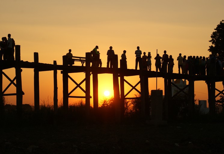 De U-Bein-brug nabij Mandalay in Myanmar