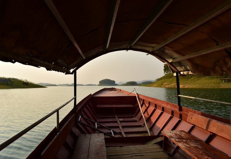 Ontdek de rust op Thác Bà Lake, het kleine Halong Bay