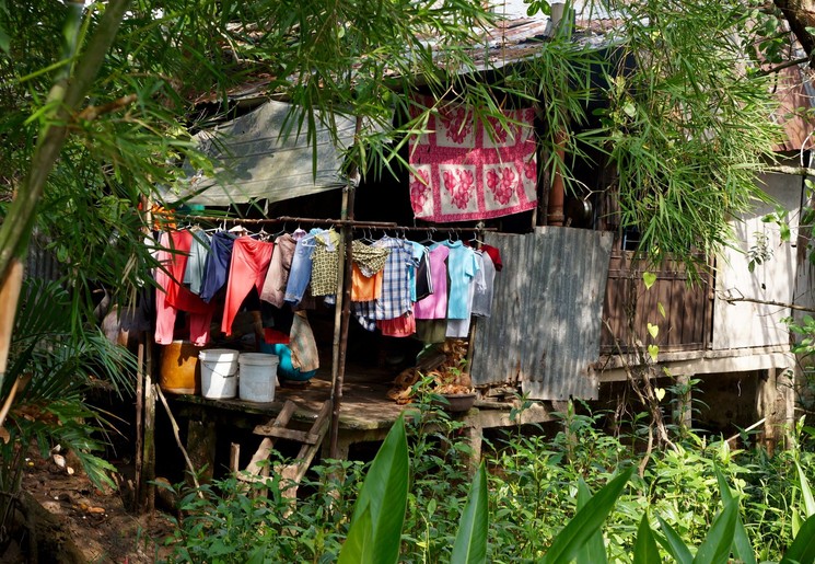 Dit soort huisjes kom je onderweg tegen in de Mekong Delta, Vietnam