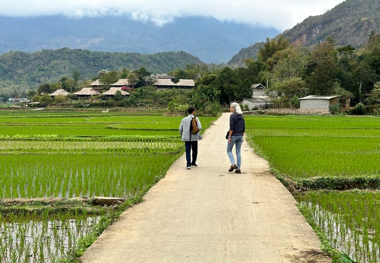 Maak een mooie wandeling in Mai Chau, Vietnam