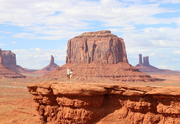 Gelegen op de grens van Arizona en Utah is Monument Valley misschien wel het meest herkenbare plaatje van de Verenigde Staten