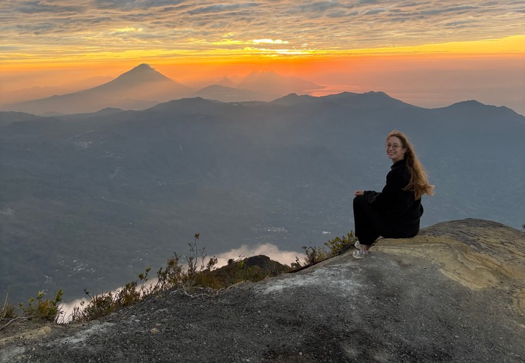 Zondsopkomst op de Inerie, Flores Indonesië