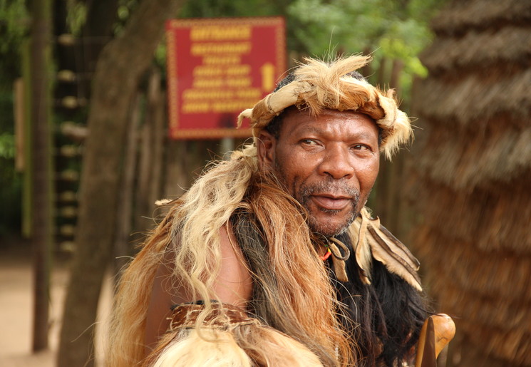 In Hluhluwe iMfolozi is de Zulu-stam de grootste bevolkingsgroep