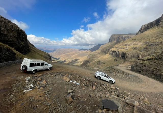 Rijd de Sani Pass voor spectaculaire uitzichten