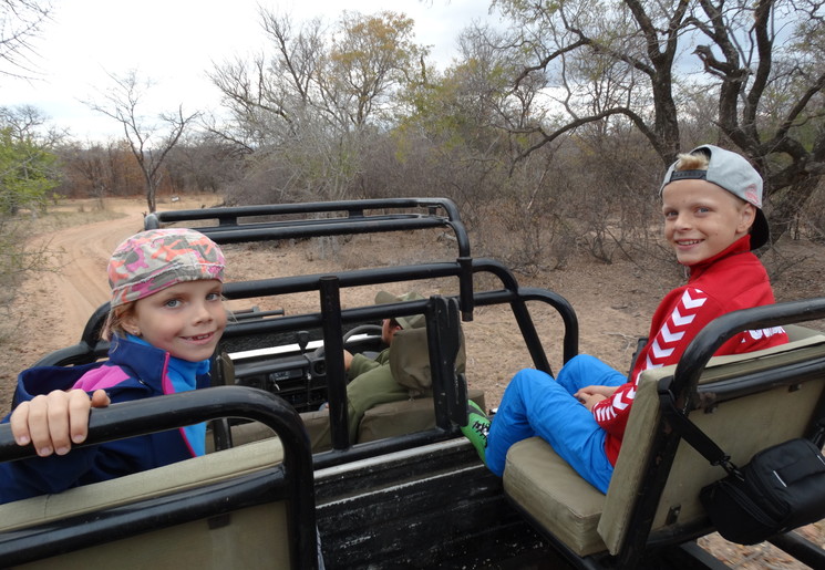 Avontuur jeep in Afrika met kids