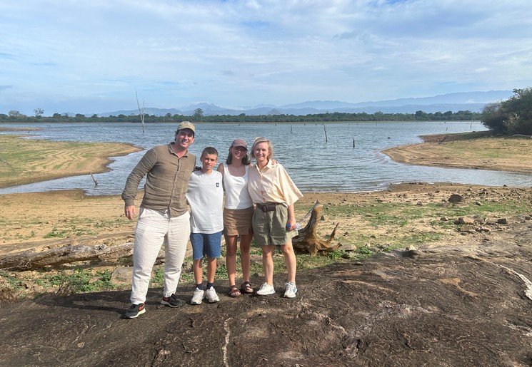 Dirk en zijn gezin in Sri Lanka