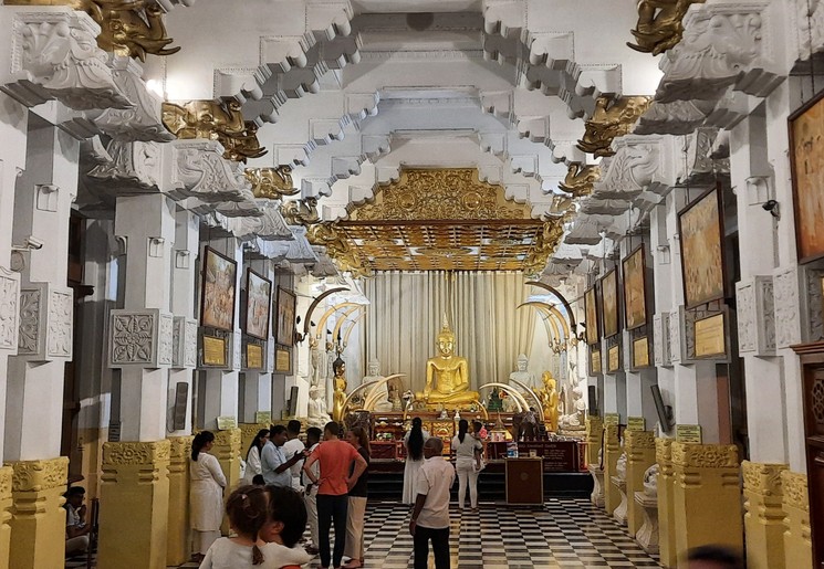 Tempel van de Tand, Kandy