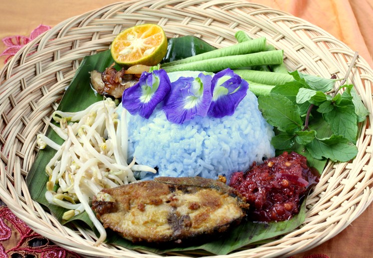 Nasi Kerabu, eten in Maleisië Nasi Kerabu, eten in Maleisië