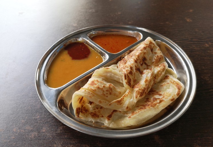 Roti Canai, eten in Maleisië Roti Canai, eten in Maleisië