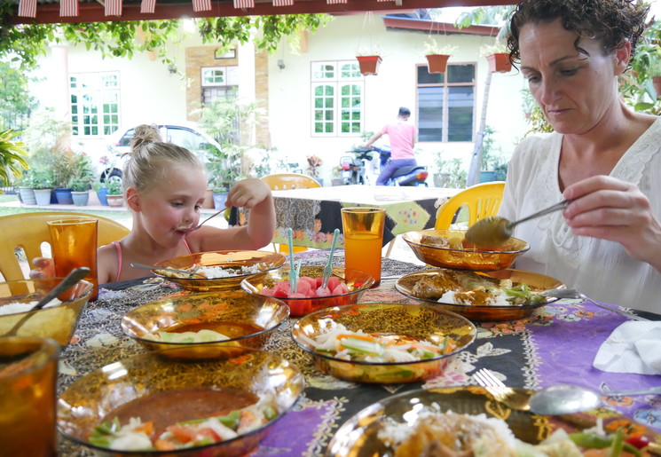 Eten in Maleisie met je kinderen