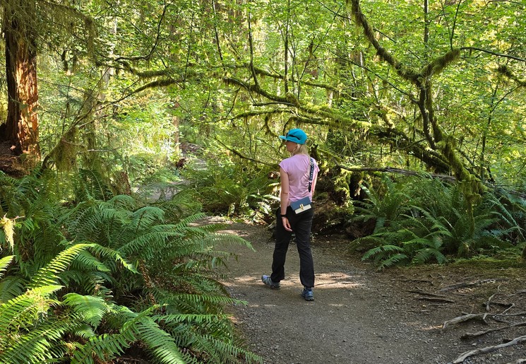 Lisanne in Olympic National Park