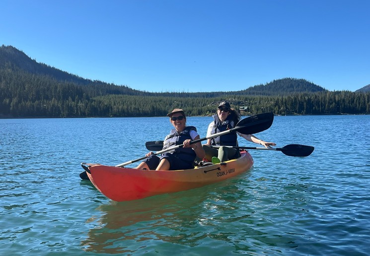 Kajakken op de Deschutes RIver, Oregon