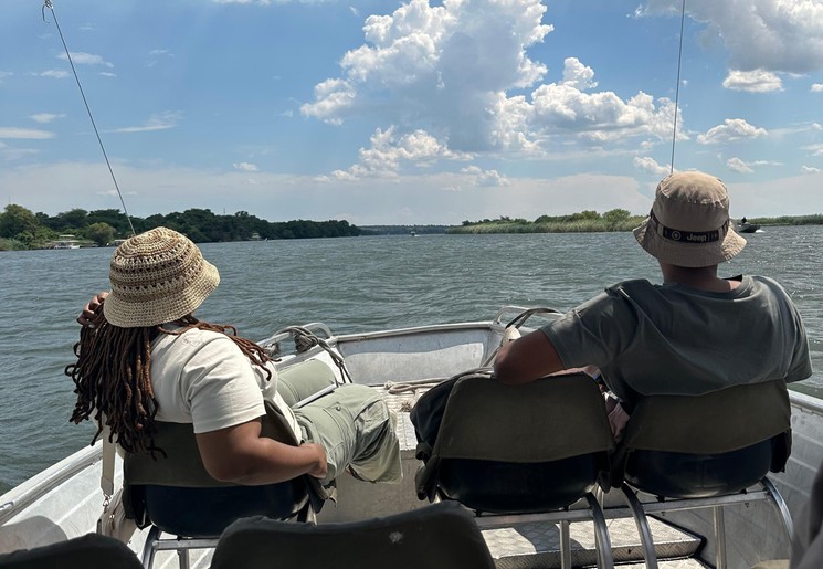 Boottocht over het Monachira-kanaal, Botswana