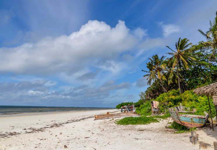 Witte zandstranden bij Mombasa