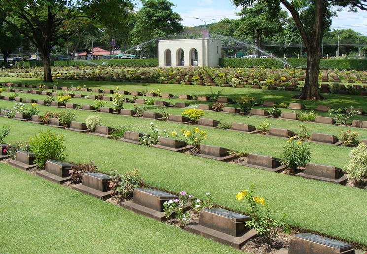 De begraafplaats in Kanchanaburi, Thailand