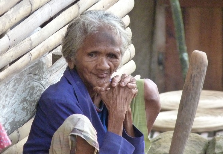 vrouw-op-Sumbawa