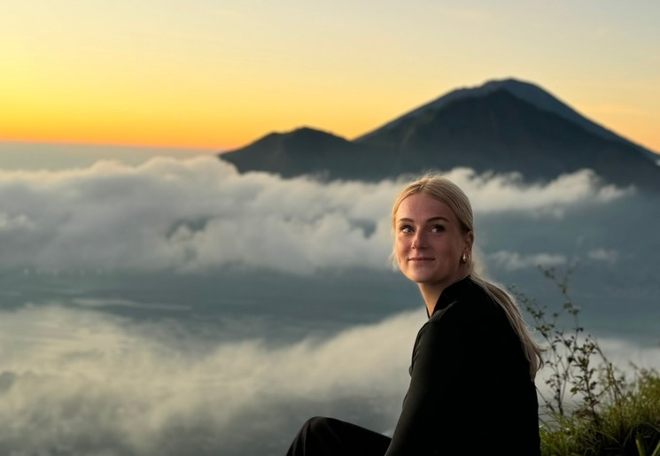 Collega Thirza op Bali, Indonesië