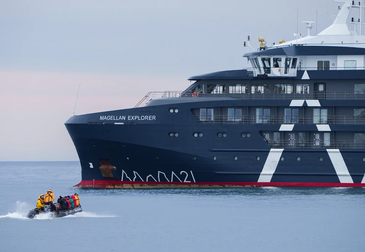 Kajakken en wildlife spotten bij Antarctica