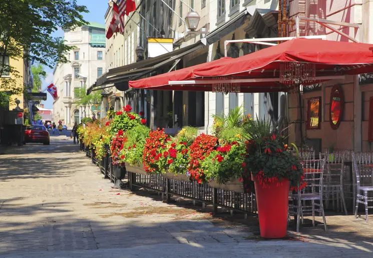 Gezellige terrassen in het centrum van Québec, Canada Gezellige terrassen in het centrum van Québec, Canada