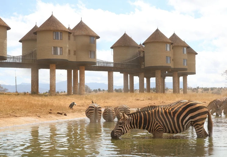 Salt Lick Safari Lodge, Taita Hills Wildlife Sanctuary in Kenia Salt Lick Safari Lodge, Taita Hills Wildlife Sanctuary in Kenia