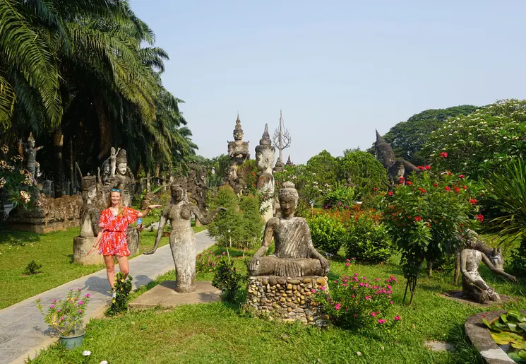 U kunt heerlijk even door deze rustgevende plek wandelen! U kunt heerlijk even door deze rustgevende plek wandelen!