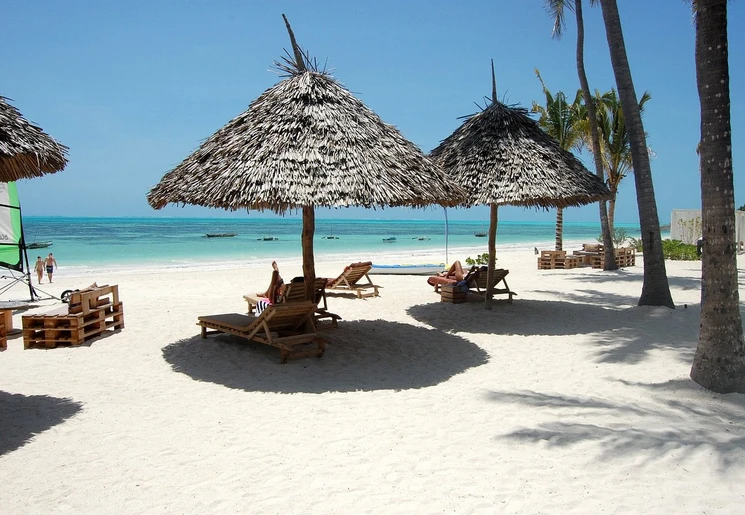 Spierwitte stranden op Zanzibar, Tanzania