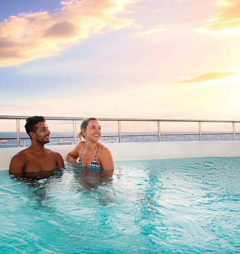 Amerika-Navigator-of-the-Sea-Hot-tub