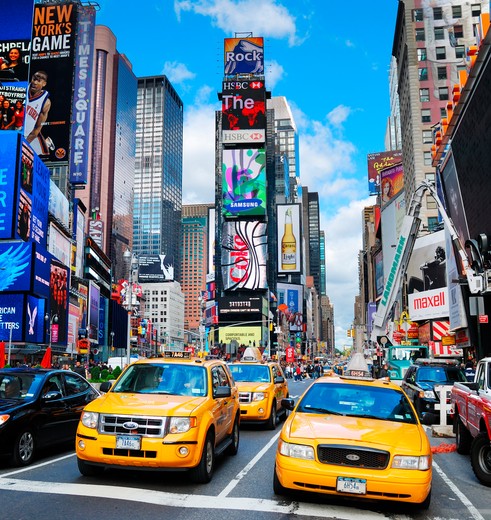 Taxi's op het grootse Times Square in New York City, Amerika Taxi's op het grootse Times Square in New York City, Amerika