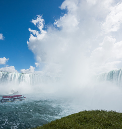 Amerika-Niagara-Falls-Journey-behind-the-falls_1_508417