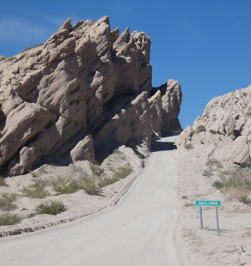 8cc63865-769a-4038-9539-daab51c8a3d7