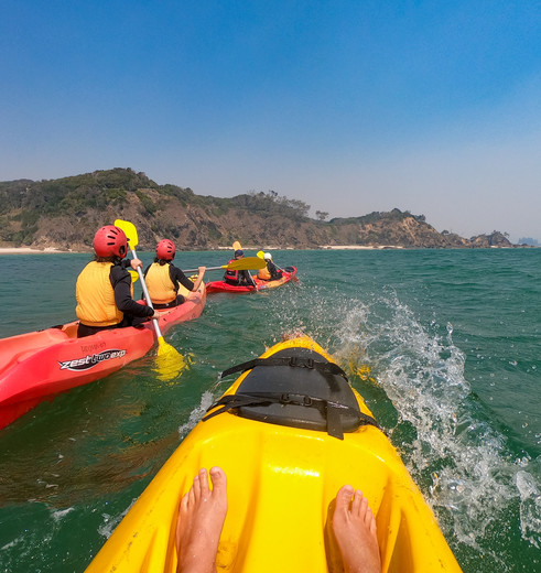 Ga kajakken bij Byron Bay, Australië - © Tourism Australia