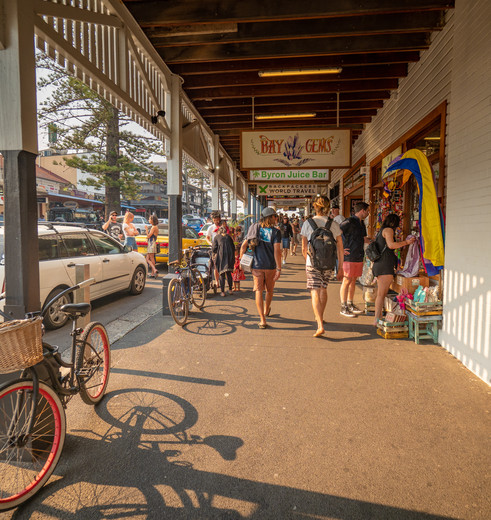 Het centrum van Byron Bay, Australië - © Tourism Australia