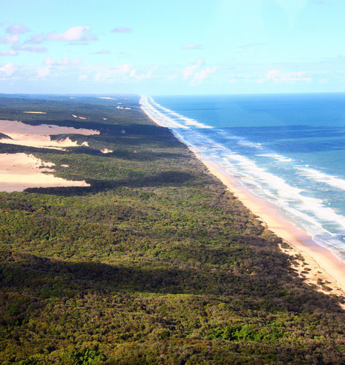 Australie-Fraser-Island-kustlijn