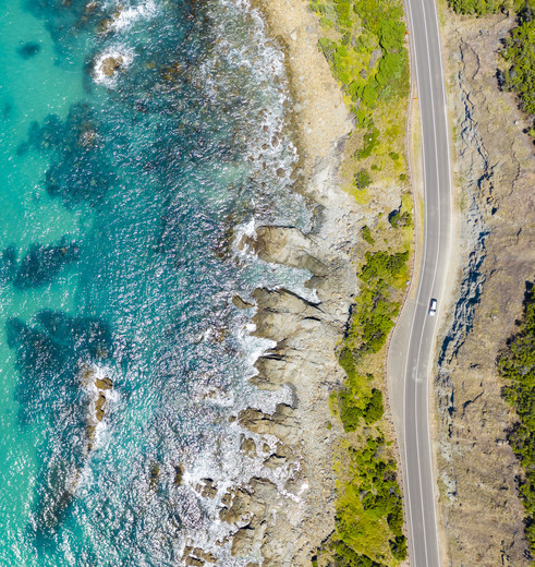 De wereldbekende Great Ocean Road vanuit de lucht geschoten, Australië