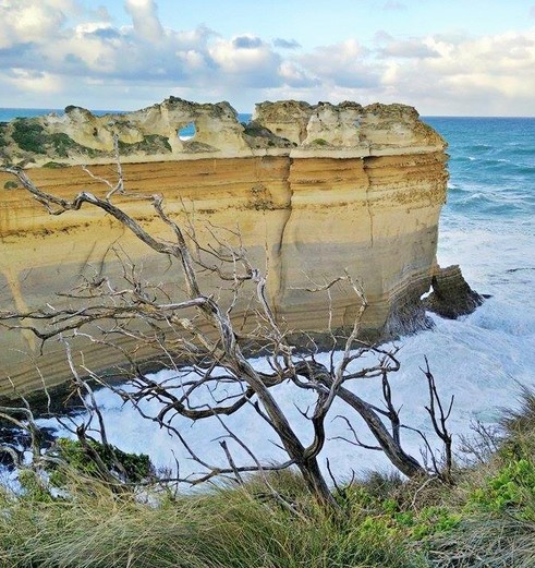 Ruige kust met zijn vele rotsformaties, Australië