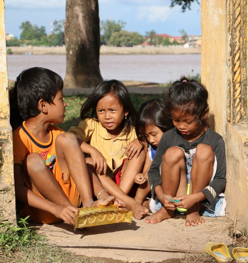 Cambodja-Kratie-kindjesbijtempel4(8)