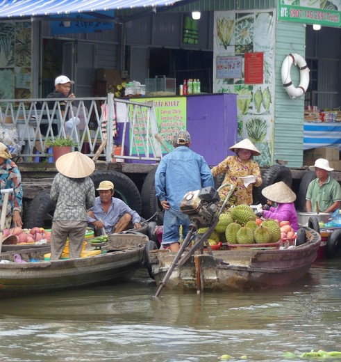 De drijvende markt van Can Tho in de Mekong delta