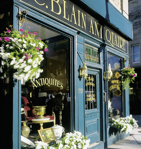 Struin langs diverse winkeltjes voor een leuk souvenir in Montréal, Canada