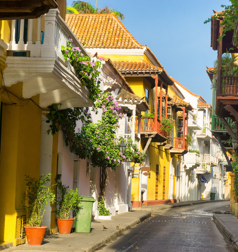 Gezellige gekleurde straatjes in Cartagena Gezellige gekleurde straatjes in Cartagena