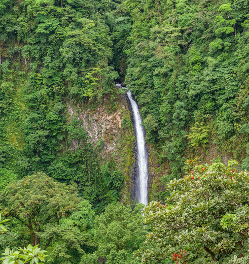 Waterval bij Arenal