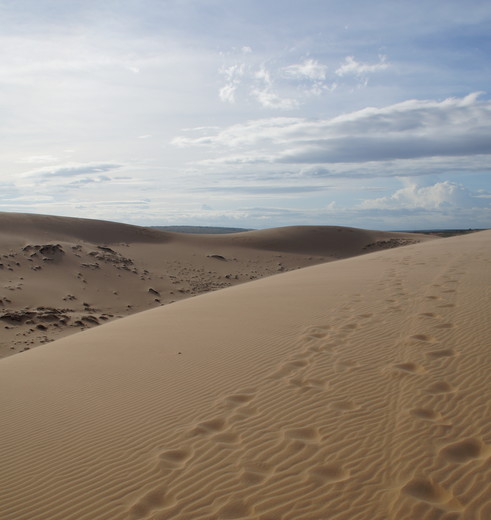 Hoge zandduinen bij Mui Ne