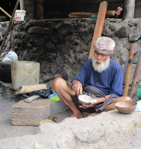 Flores-Bajawa-Dorpsbewoner_1_410954