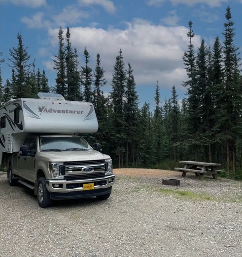 De leukste plekken om te overnachten met je camper in Yukon en Alaska