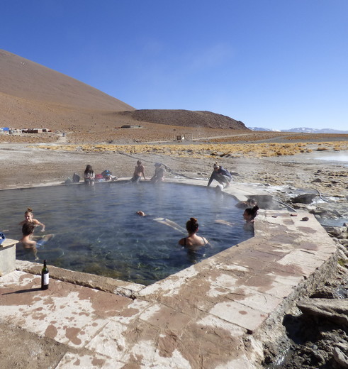 Relaxen in de hete baden van Uyuni - Bolivia
