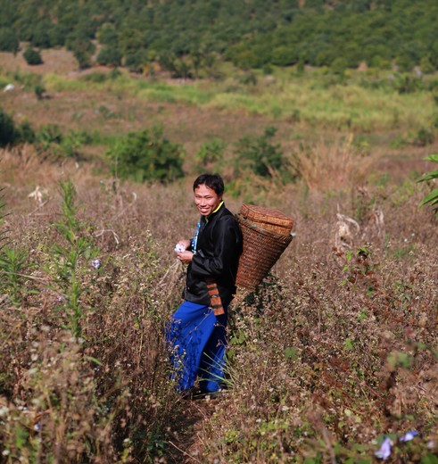 Via bergstammen naar Laos, Hmong in Chiang Khong